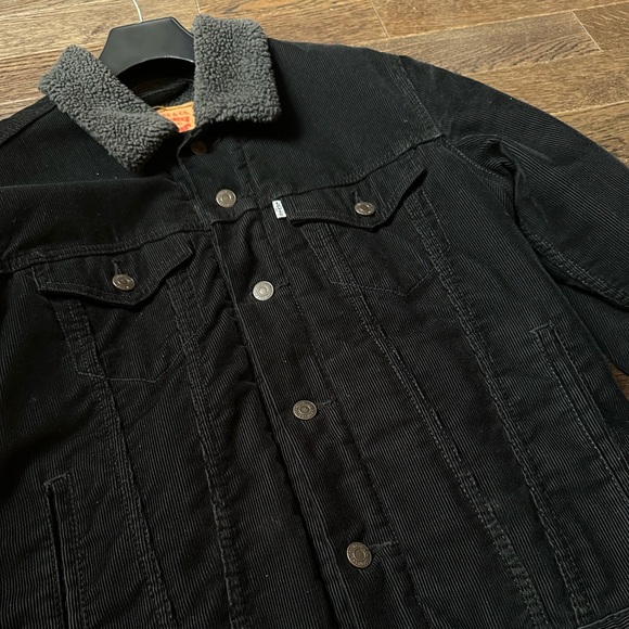 Levi’s Sherpa Jacket - Picture 3 of 4